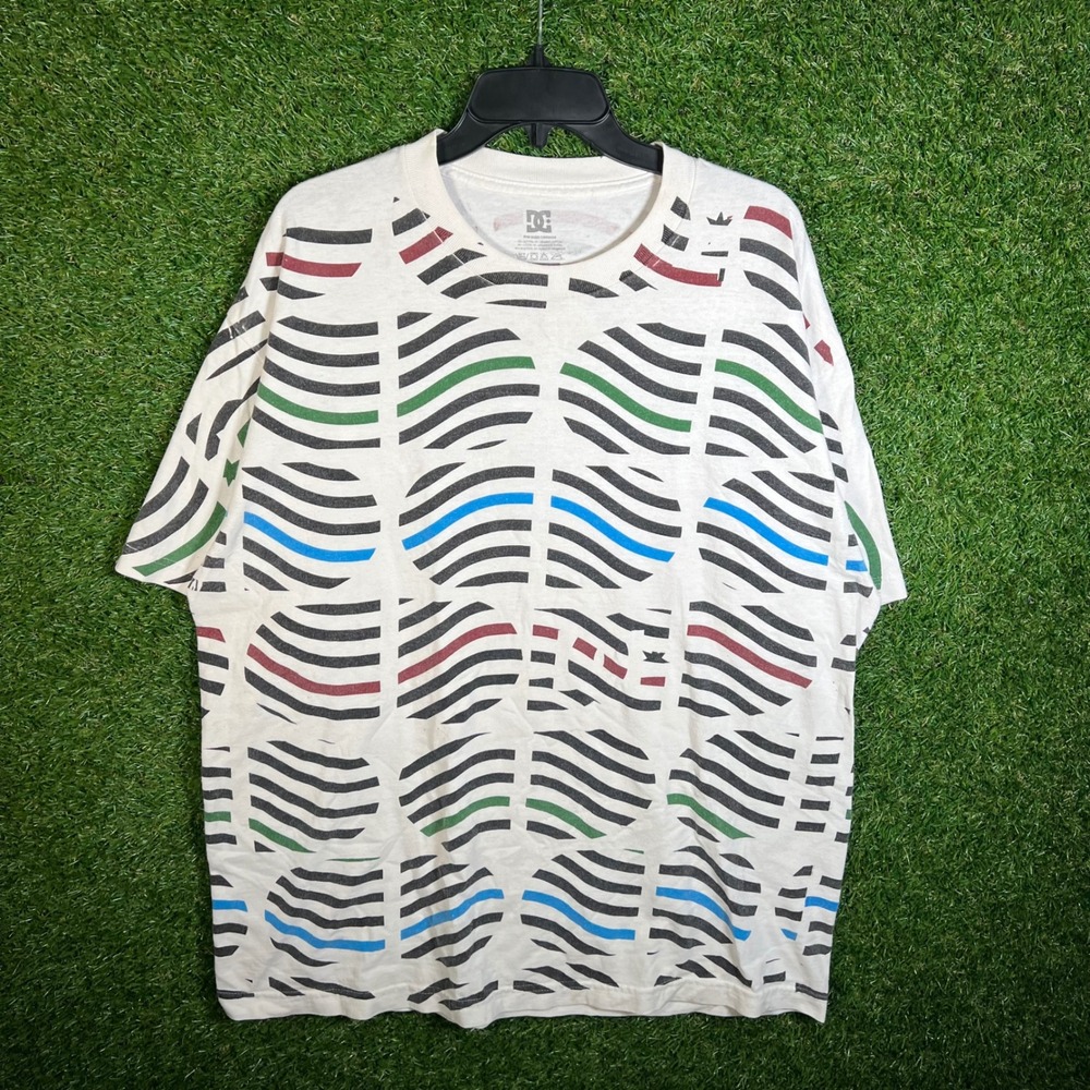DC Shoes Mens‎ XL All Over Print Wave Graphic T-Shirt White Multicolor Skate